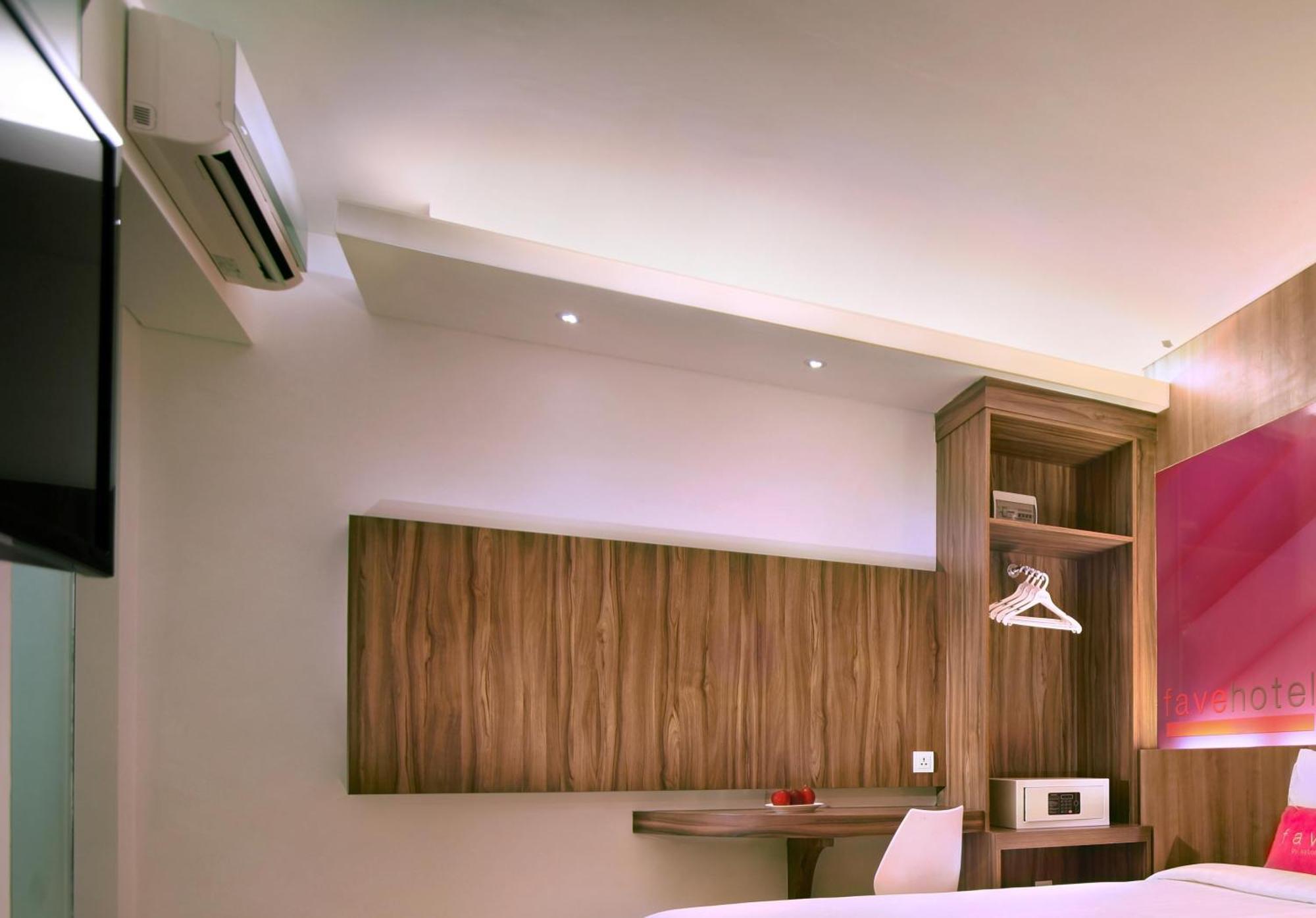 favehotel LTC Glodok Jakarta Exteriér fotografie